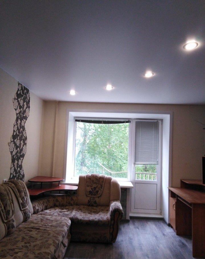 Продам 1-комнатную квартиру в Эжве.
Хороший ремонт, пластиковые окна, натяжные потолки(полная замена